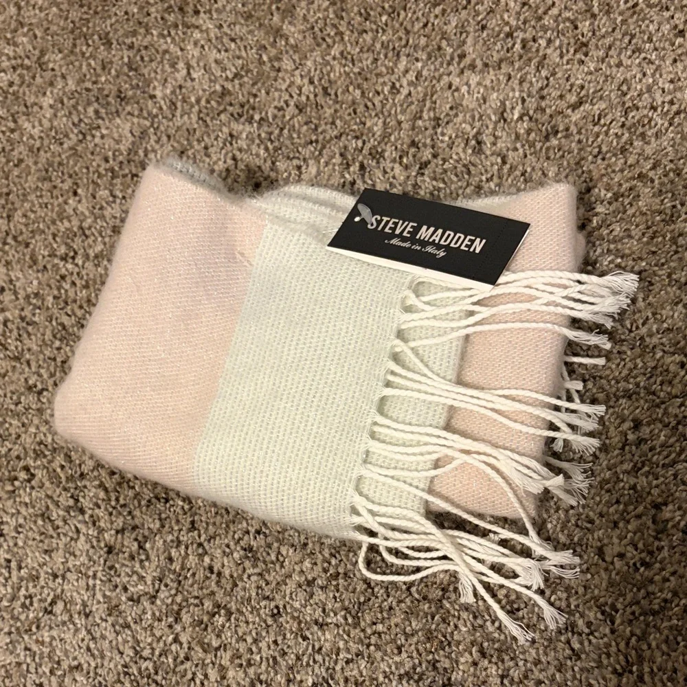 Steve Madden Pink and Cream Knit Fringe Scarf